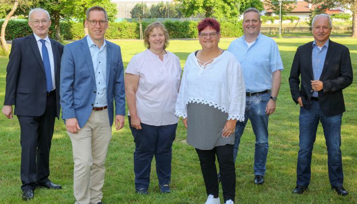 von links: Heinz Breitenbach, Carsten Kauck, Christiane Kapp,Sylke Schröder, Matthias Pfeifer u. Joachim Lucas